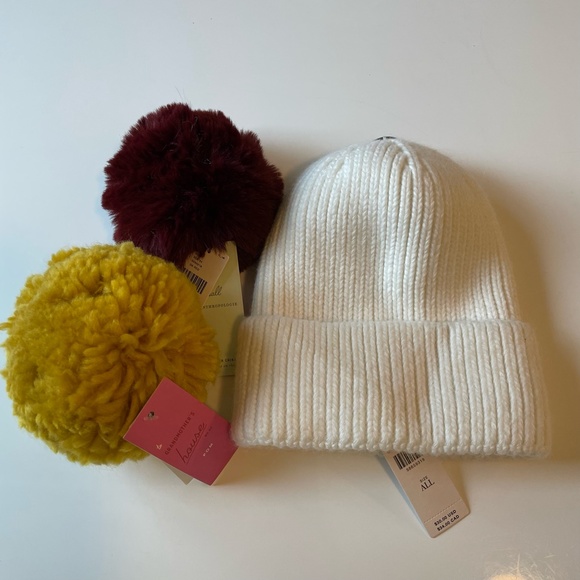 Anthropologie Accessories - SOLD NWT Anthropologie Winter Hat Base INCLUDES 2 Interchangeable Poms